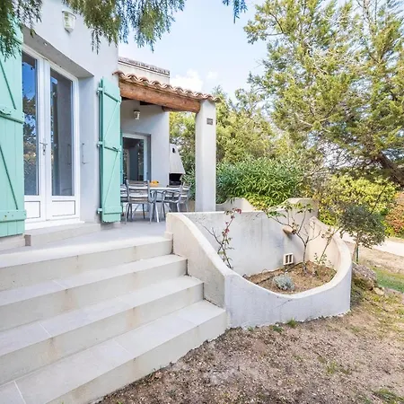 Santa Monica Villa *